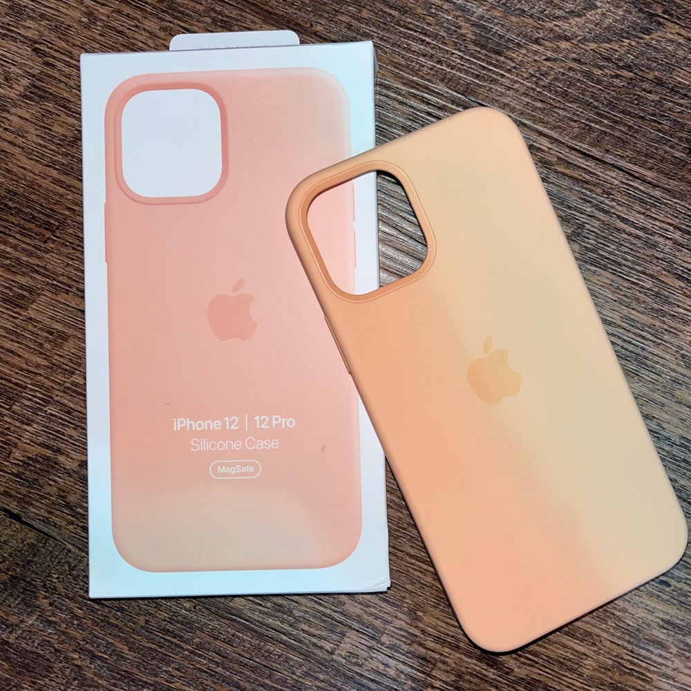 iPhone 12 Pro apple silicone case